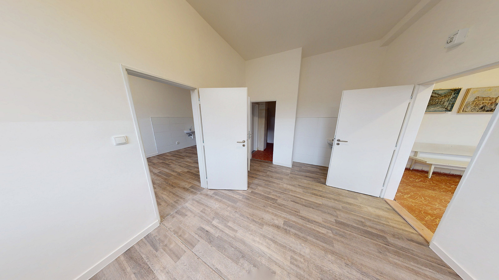 Pronájem komerčního objektu (jiného typu) 87 m² — photo 2
