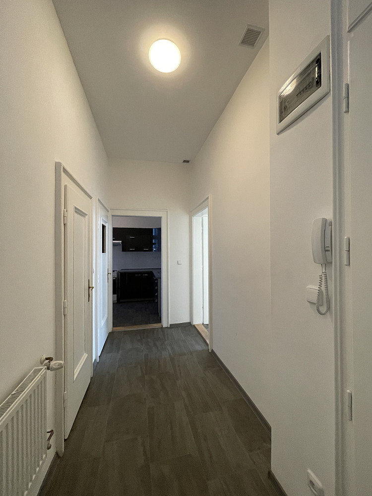 Pronájem bytu 3+1 79 m² – fotografie 5