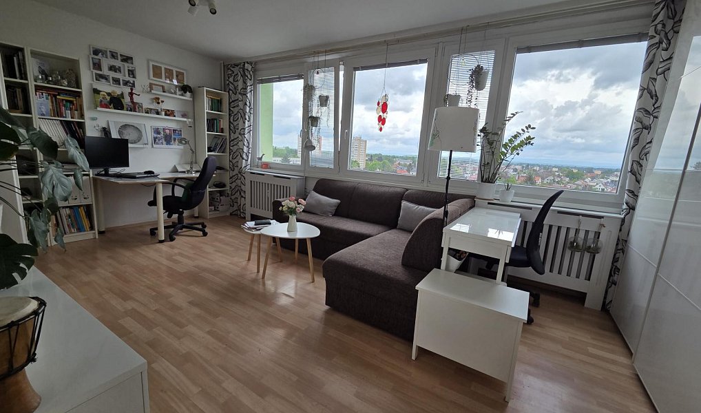 Prodej bytu 3+1 72 m², Hradec Králové – náhled fotky 4