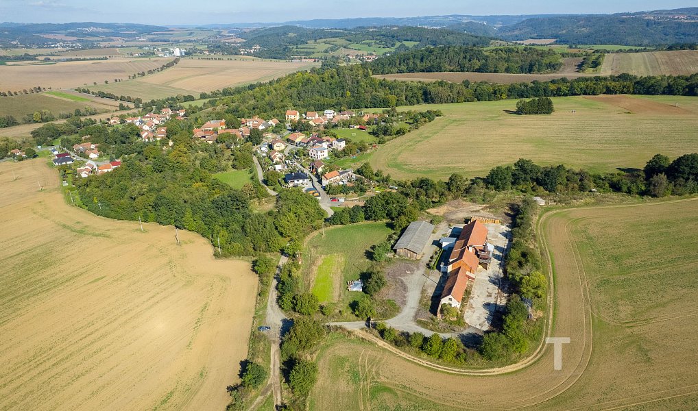 Prodej stavebního pozemku 2 981 m², Krhov – náhled fotky 9