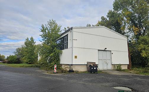 Pronájem skladovacích prostor 600 m², Beranových, Praha 9 - Letňany