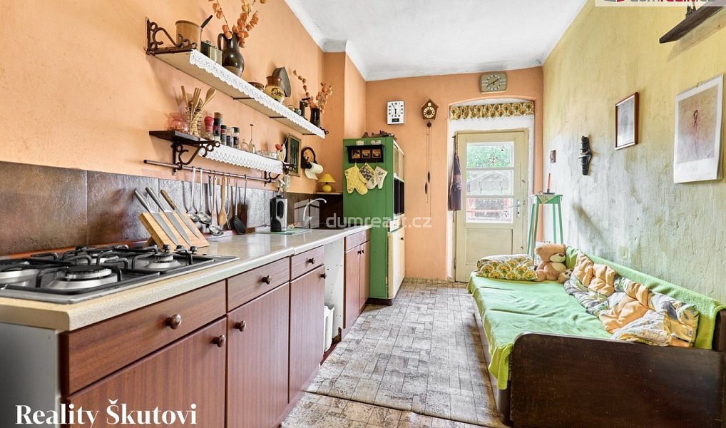 Prodej domu 293 m² s pozemkem 1 149 m², Cvikov – náhled fotky 9