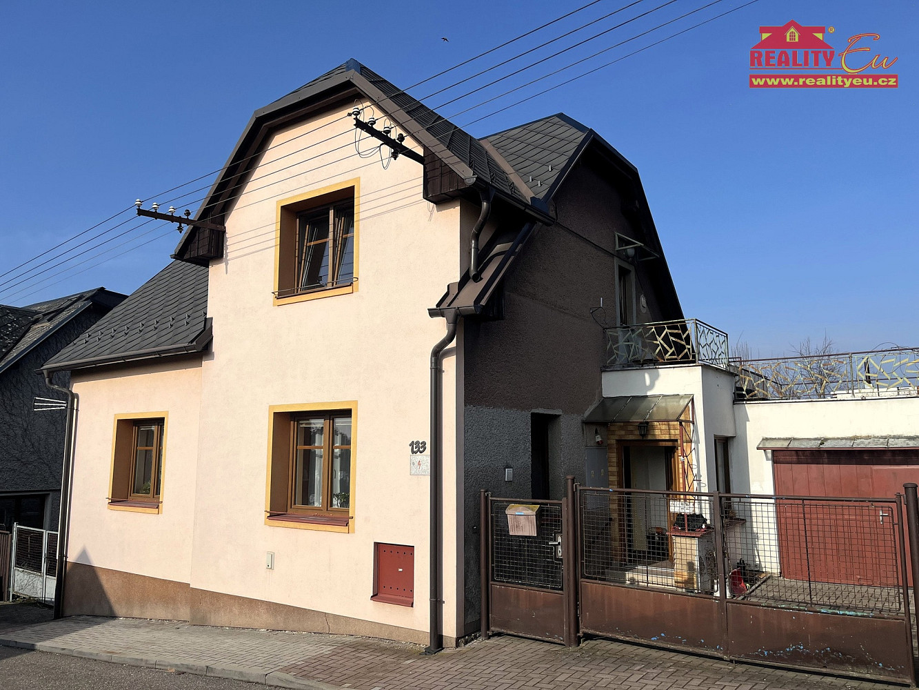 Prodej domu 200 m² s pozemkem 773 m²