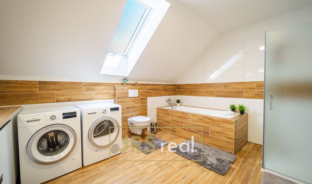 Prodej ubytovacího objektu 538 m², Drnholec – náhled fotky 14