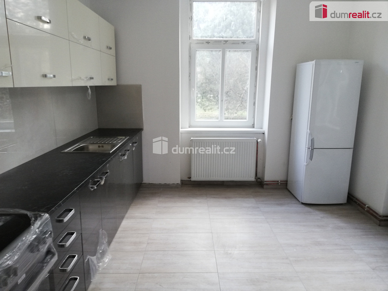 Pronájem bytu 2+1 80 m² — photo 2