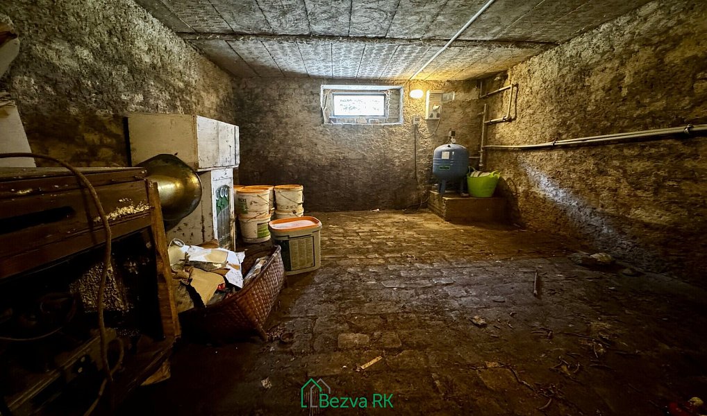 Prodej domu 250 m² s pozemkem 843 m², Nučice – náhled fotky 49