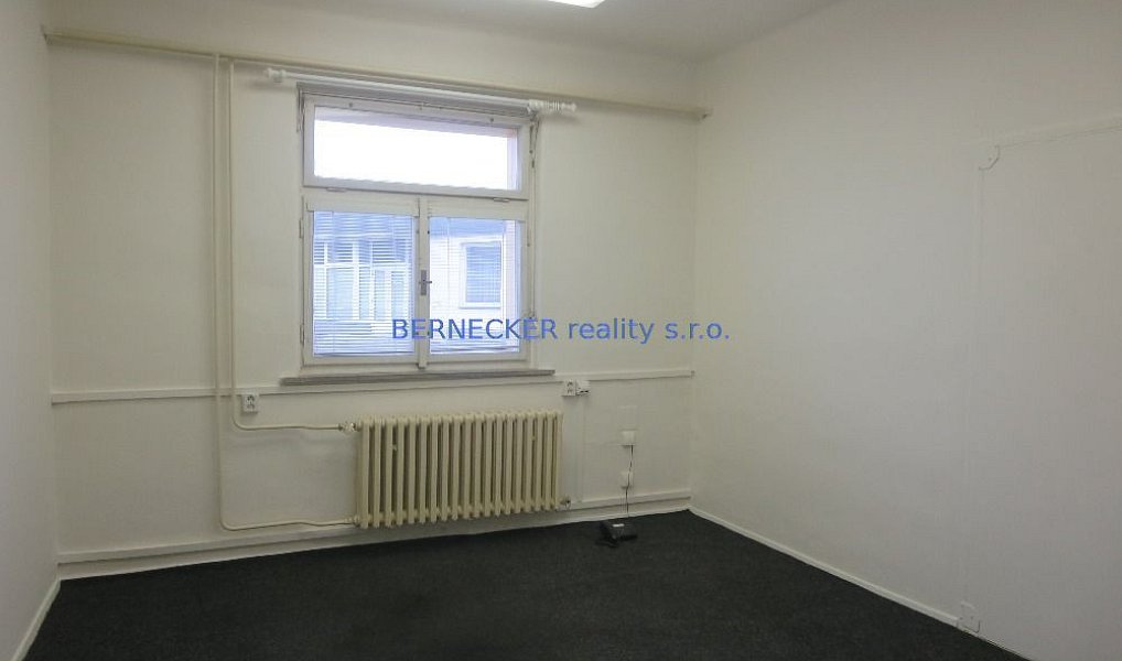 Pronájem komerčního prostoru, 17 m², Slezské Předměstí - Hradec Králové, Hradec Králové