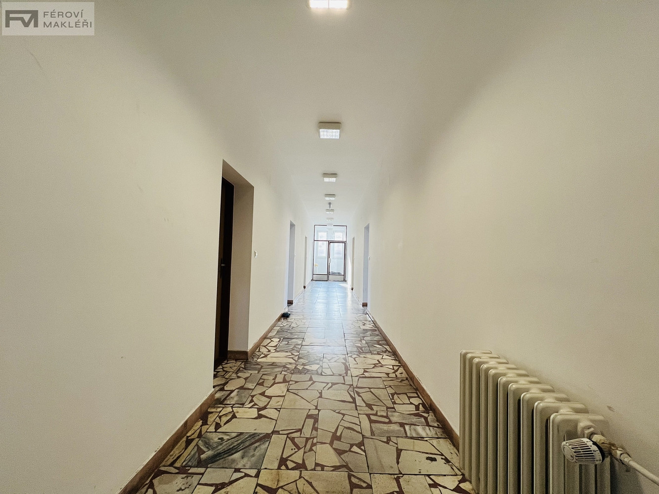Pronájem kanceláře 1 053 m² — photo 5