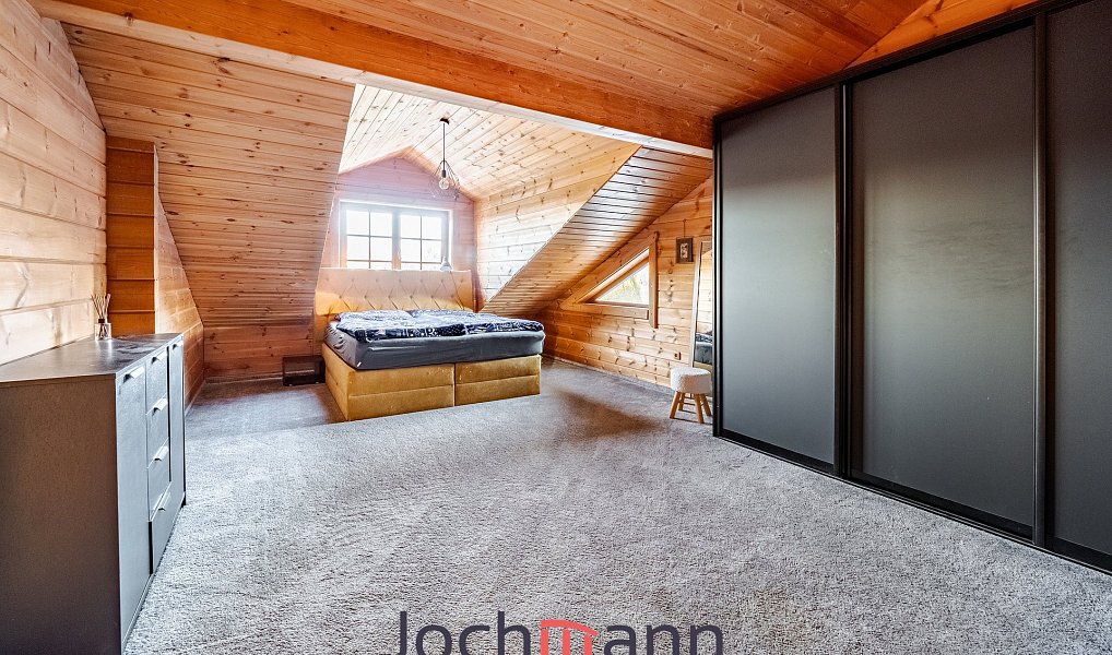 Prodej domu 800 m² s pozemkem 3 947 m², Trhové Sviny – náhled fotky 24