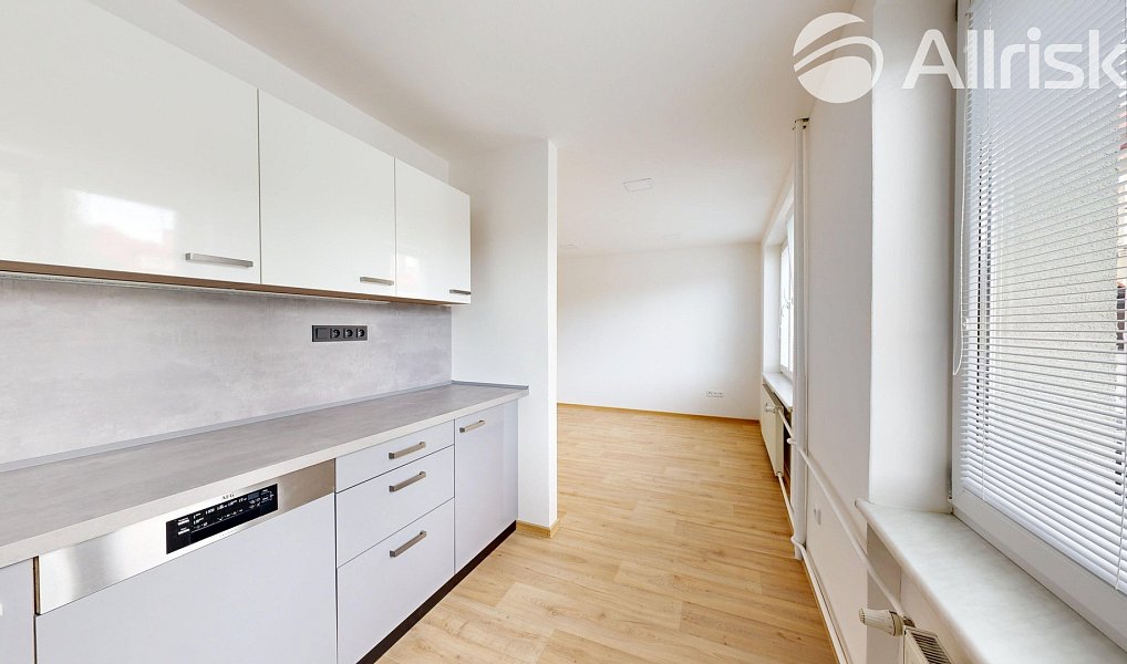 Prodej bytu 3+1 62 m², Opava – náhled fotky 6