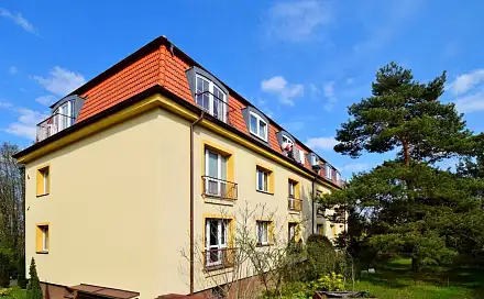 Pronájem bytu 1+1 61 m²