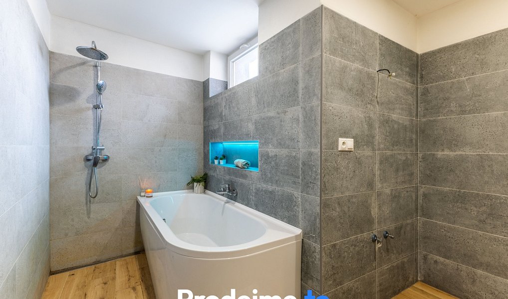 Prodej domu 182 m² s pozemkem 590 m², Suchohrdly – náhled fotky 3