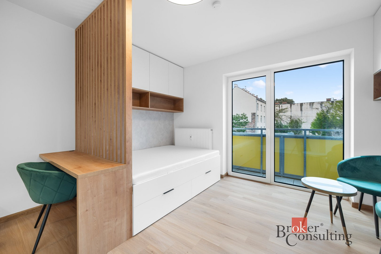 Pronájem bytu 1+kk 24 m² – fotografie 3