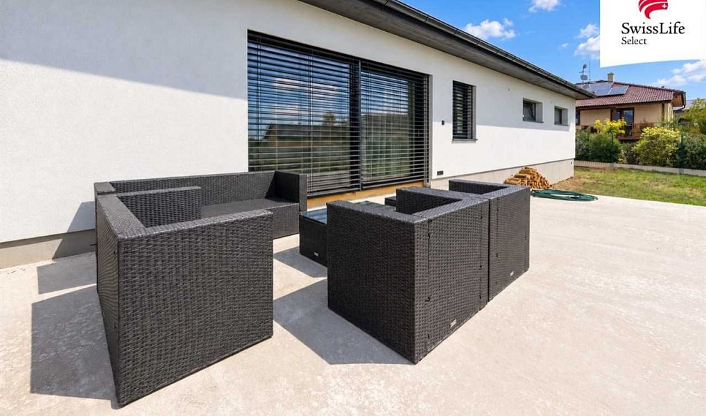 Prodej domu 153 m² s pozemkem 1 060 m², Hradec – náhled fotky 3