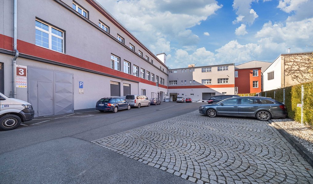 Pronájem skladovacích prostor 985 m², Plzeň – náhled fotky 13