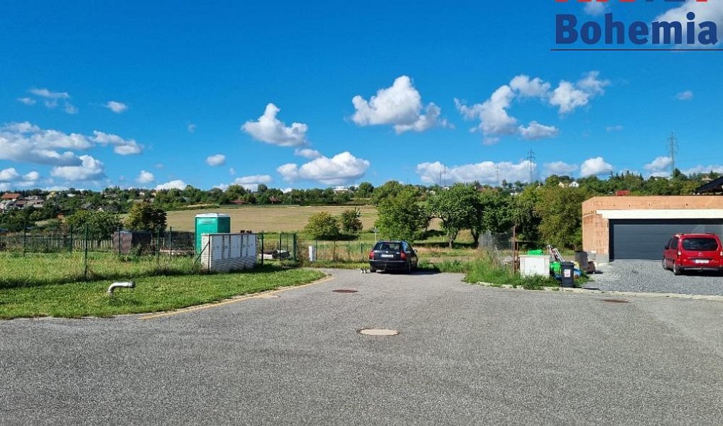 Prodej stavebního pozemku 1 369 m², Dobrovice – náhled fotky 9