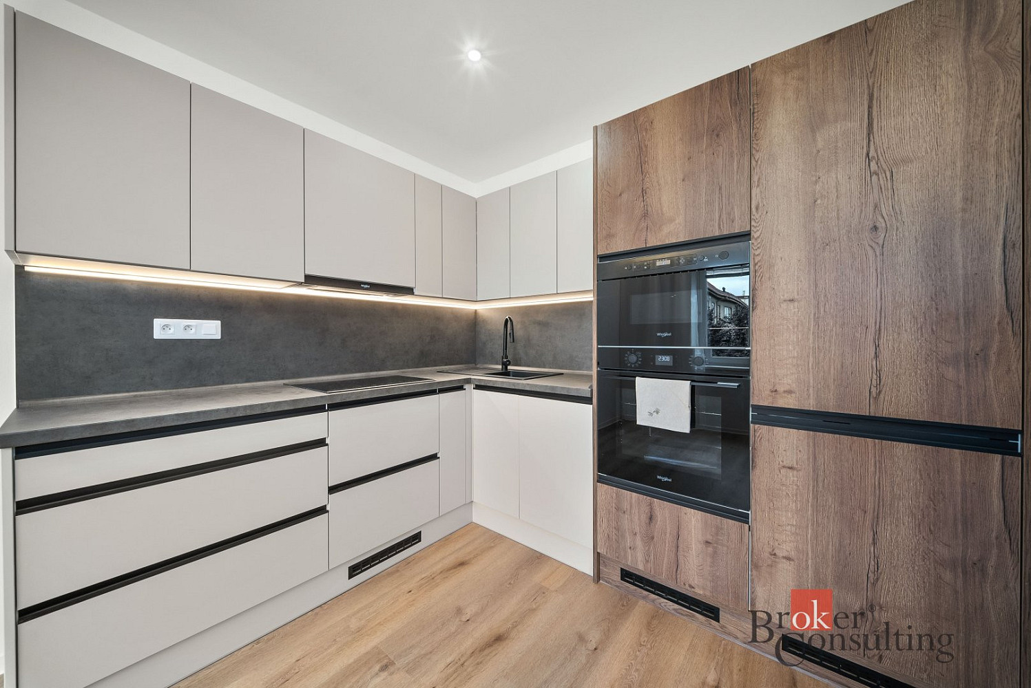 Prodej bytu 3+kk 67 m² – fotografie 2