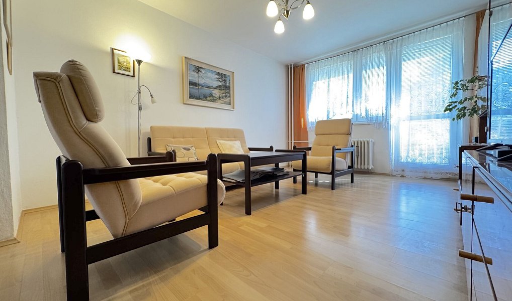 Prodej bytu 3+1 80 m², Příbram – náhled fotky 2