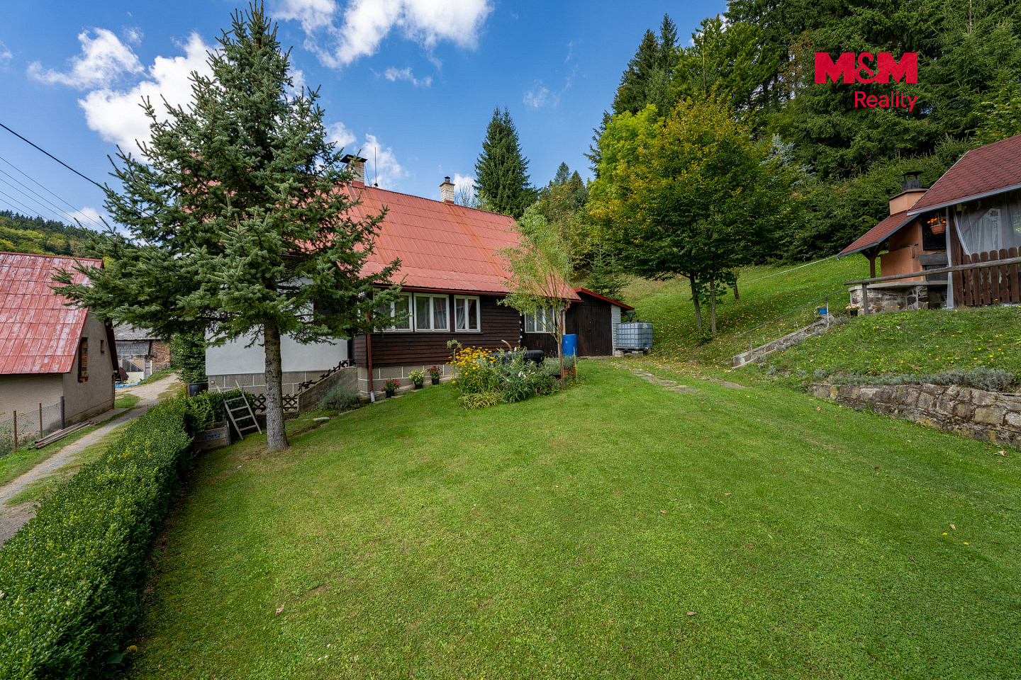 Prodej domu 160 m² s pozemkem 1 244 m² – fotografie 2