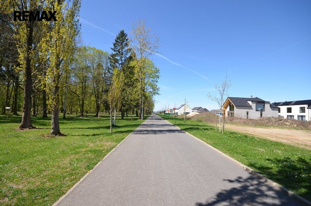 Pronájem zahrady 800 m² – fotografie 5