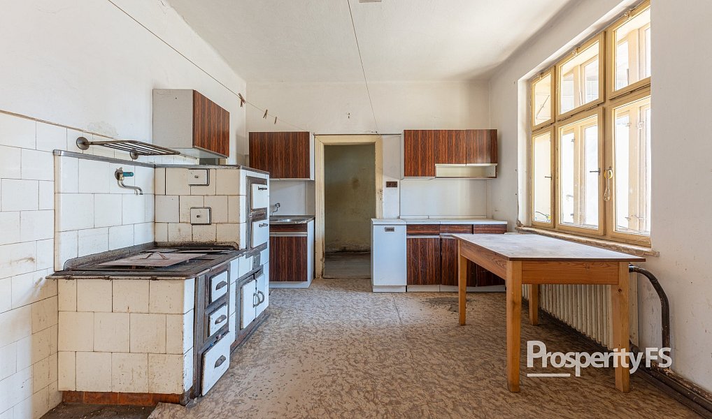 Prodej domu 294 m² s pozemkem 896 m², Bystřice nad Pernštejnem – náhled fotky 8