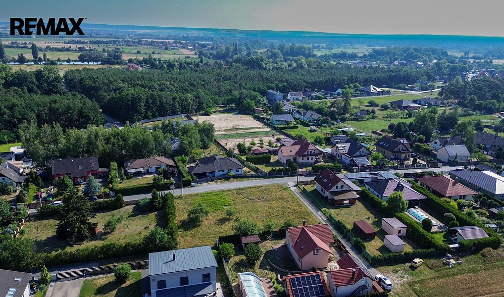Prodej stavebního pozemku 1 438 m², Záryby – náhled fotky 6