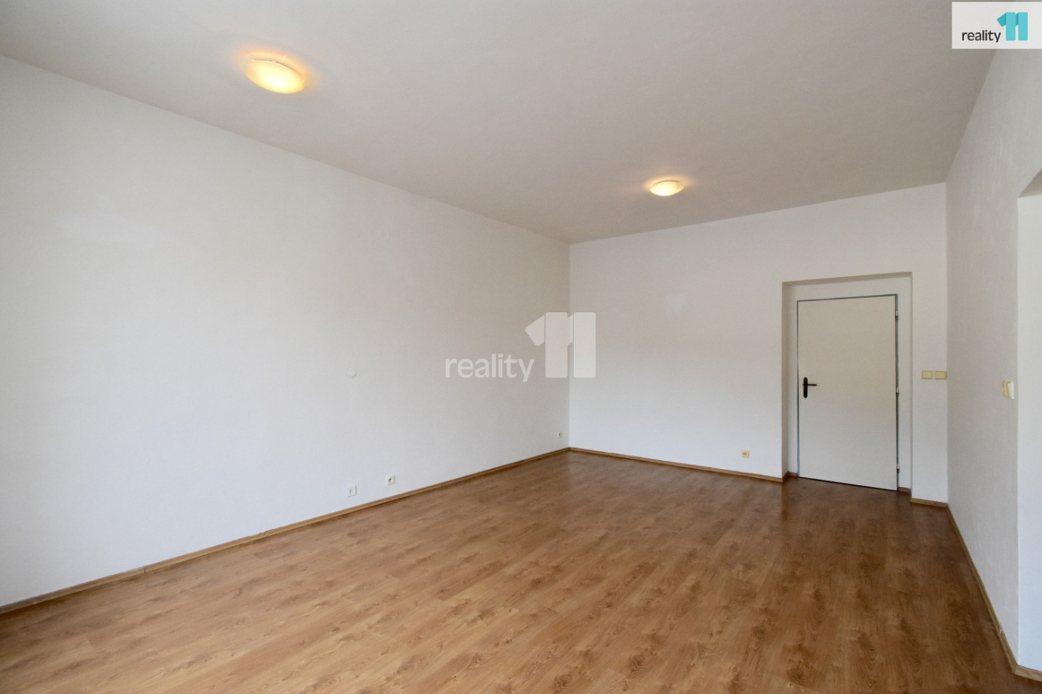 Pronájem kanceláře 25 m² — photo 4
