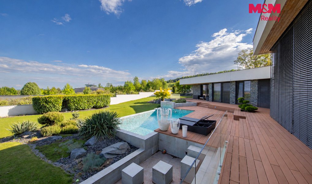 Prodej domu 276 m² s pozemkem 3 217 m², Mostkovice – náhled fotky 13