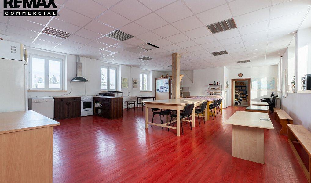 Prodej výrobních prostor 1 337 m², Nová Ves v Horách – náhled fotky 19