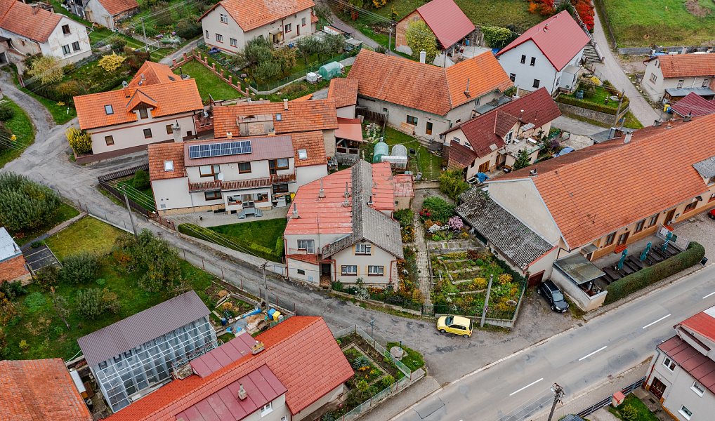 Prodej domu 200 m² s pozemkem 375 m², Skořenice – náhled fotky 3