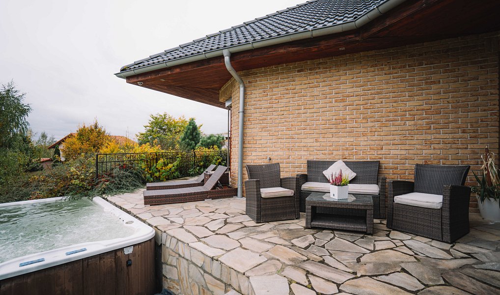 Prodej domu 200 m² s pozemkem 1 444 m², Ondřejov – náhled fotky 25