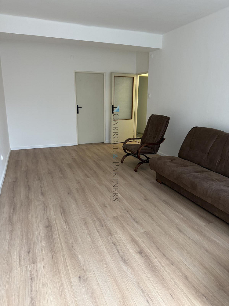 Pronájem bytu 2+1 53 m² – fotografie 3