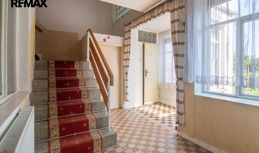 Prodej domu 180 m² s pozemkem 230 m², Velké Bílovice – náhled fotky 4