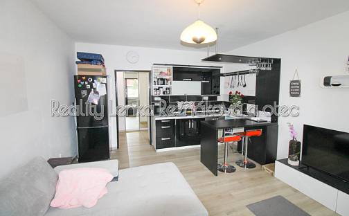 Pronájem bytu 1+kk 27 m², Dukelská, Mikulov, okres Břeclav