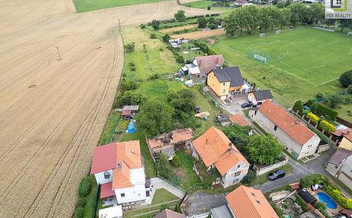 Prodej stavebního pozemku 4 664 m², Bechlín, okres Litoměřice