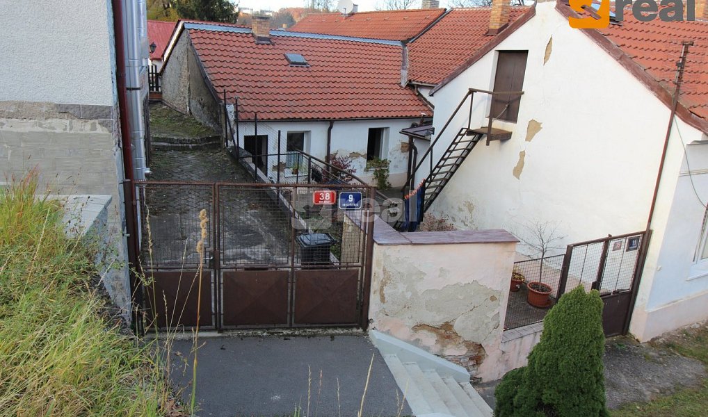 Prodej domu 210 m² s pozemkem 292 m², Praha – náhled fotky 28
