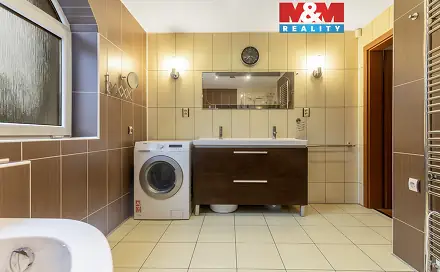 Prodej domu 260 m² s pozemkem 2 027 m², Datyňská, Vratimov, okres Ostrava-město