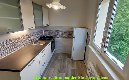 Pronájem bytu 2+1 56 m², Káranská, Praha 10 - Malešice