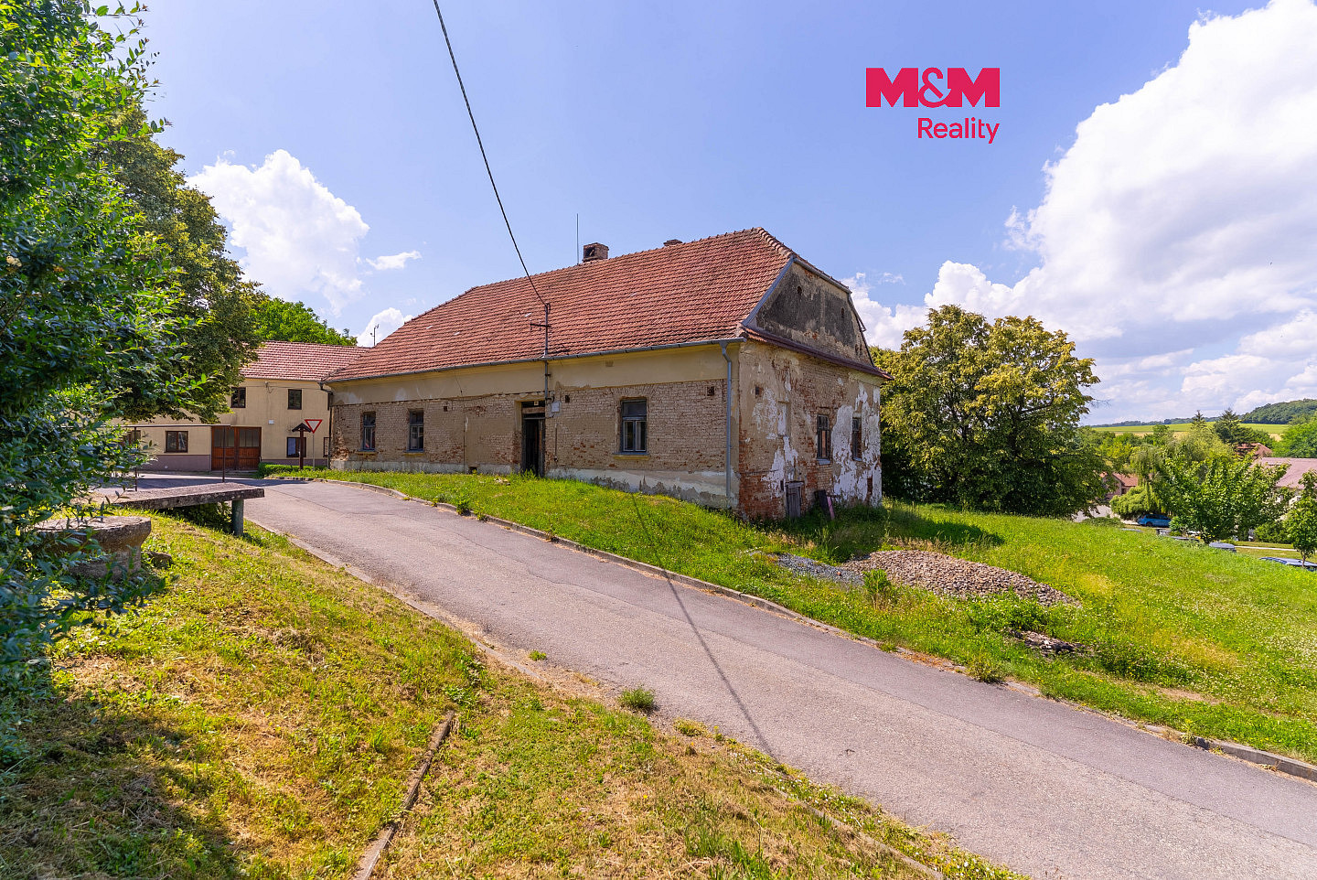 Prodej domu 240 m² s pozemkem 852 m²