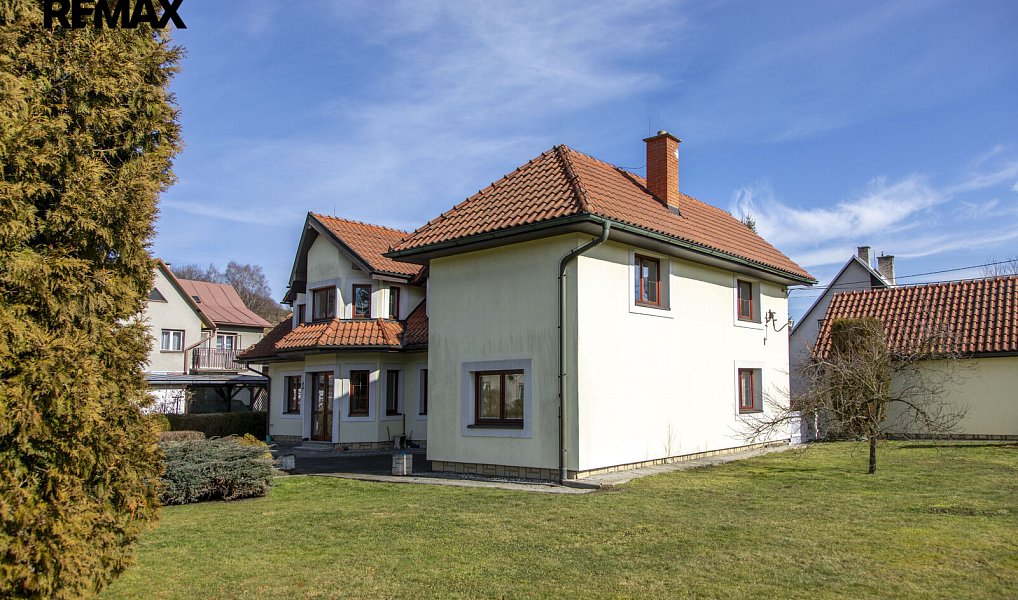Prodej domu 302 m² s pozemkem 1 176 m², Ratiboř – náhled fotky 47