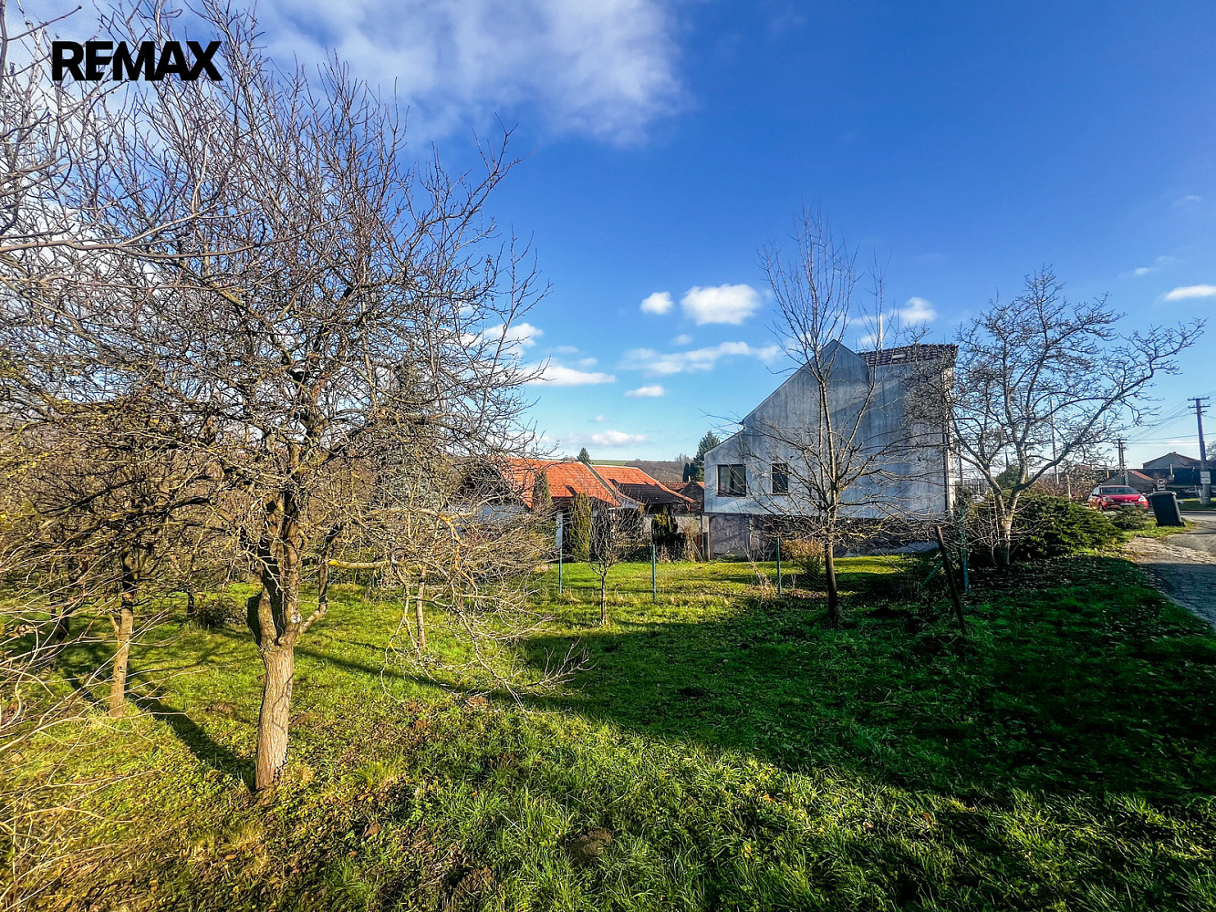 Prodej stavebního pozemku 1 608 m² – fotografie 3