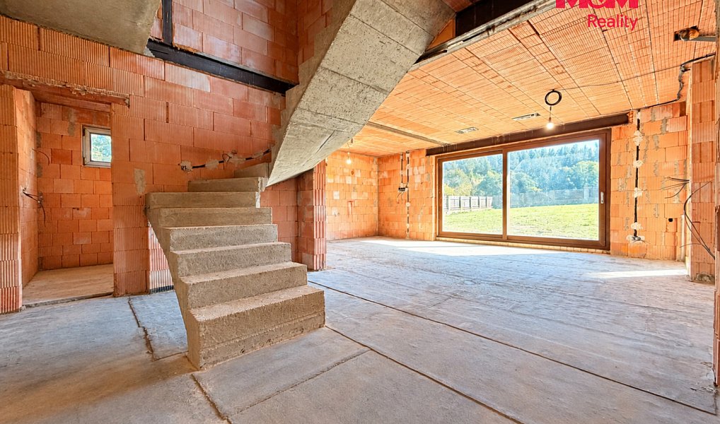 Prodej domu 253 m² s pozemkem 1 752 m², Dubno – náhled fotky 26
