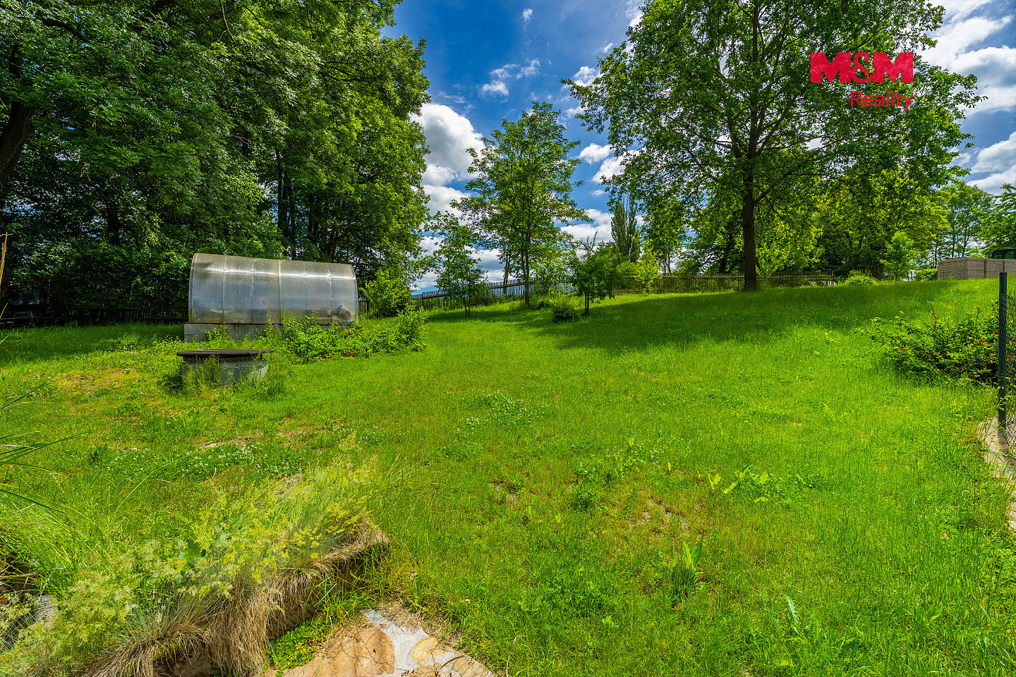 Prodej stavebního pozemku 1 022 m² – fotografie 5
