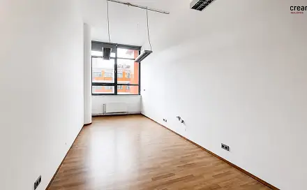 Pronájem kanceláře 28 m², J. A. Bati, Zlín