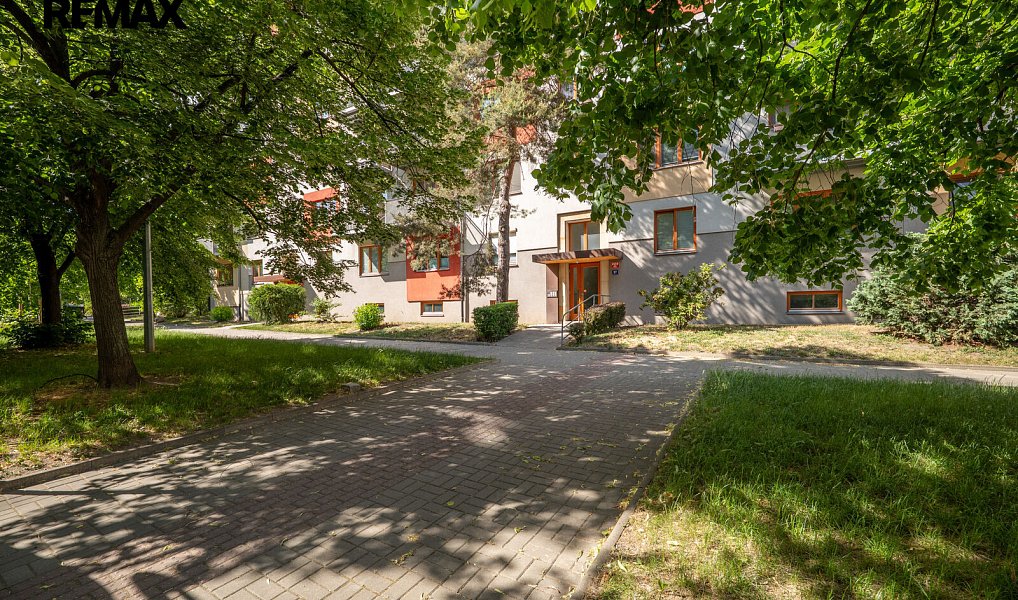 Prodej bytu 2+kk 45 m², Praha – náhled fotky 24
