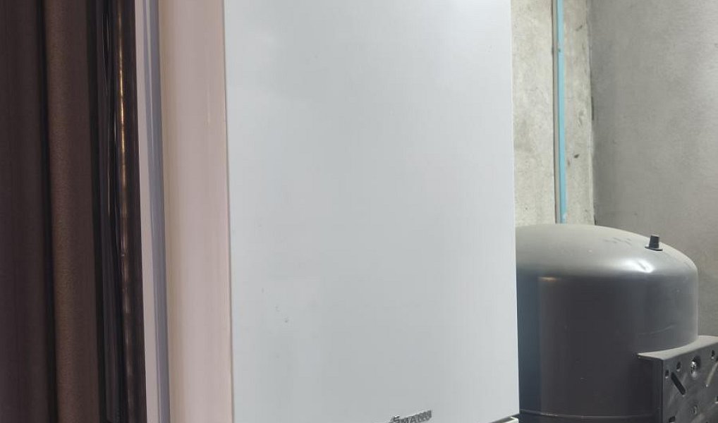 Prodej domu 420 m² s pozemkem 1 227 m², Radslavice – náhled fotky 15