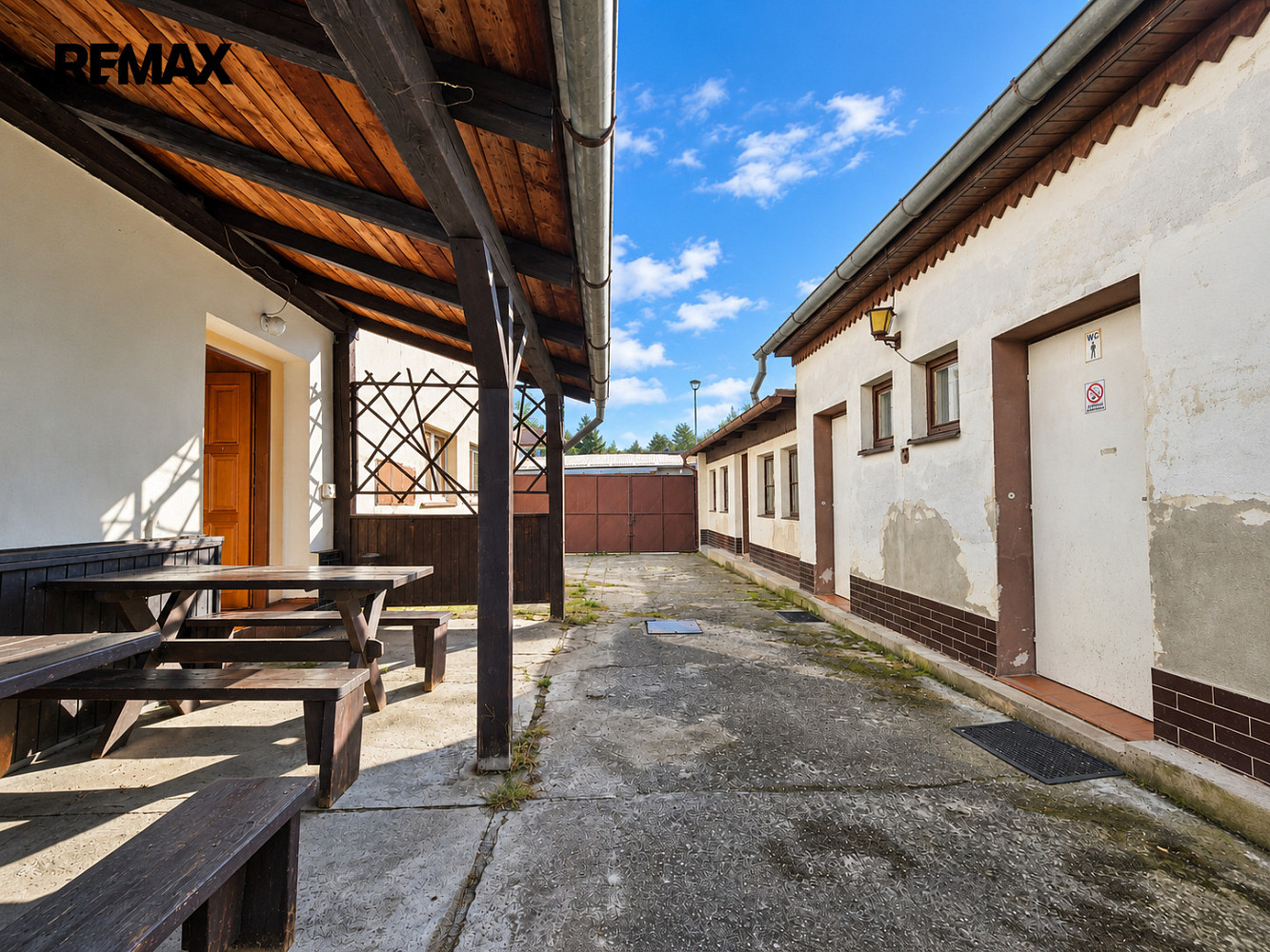 Prodej domu 400 m² s pozemkem 754 m² – fotografie 3