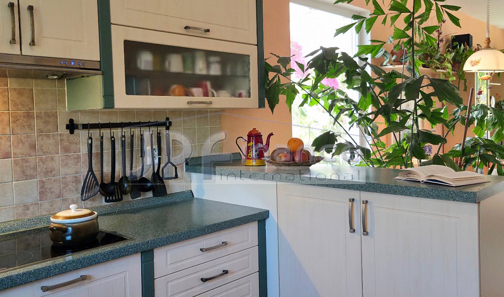 Prodej domu 100 m² s pozemkem 897 m², Tišice – náhled fotky 11