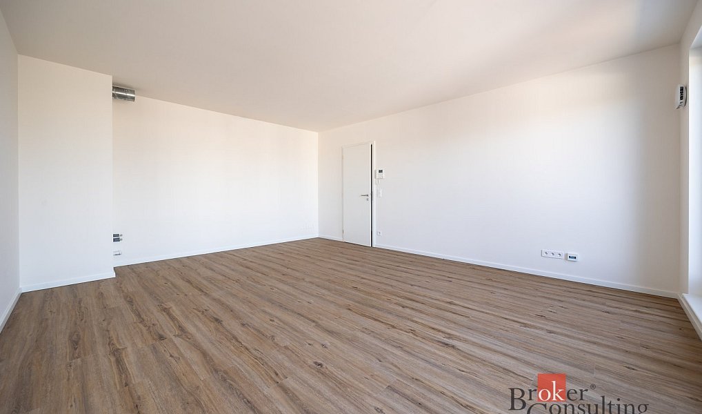 Prodej bytu 4+kk 87 m², Kladno – náhled fotky 2