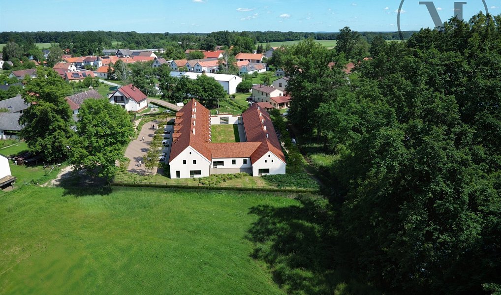 Prodej nájemního domu, činžáku 108 m², Třeboň – náhled fotky 14